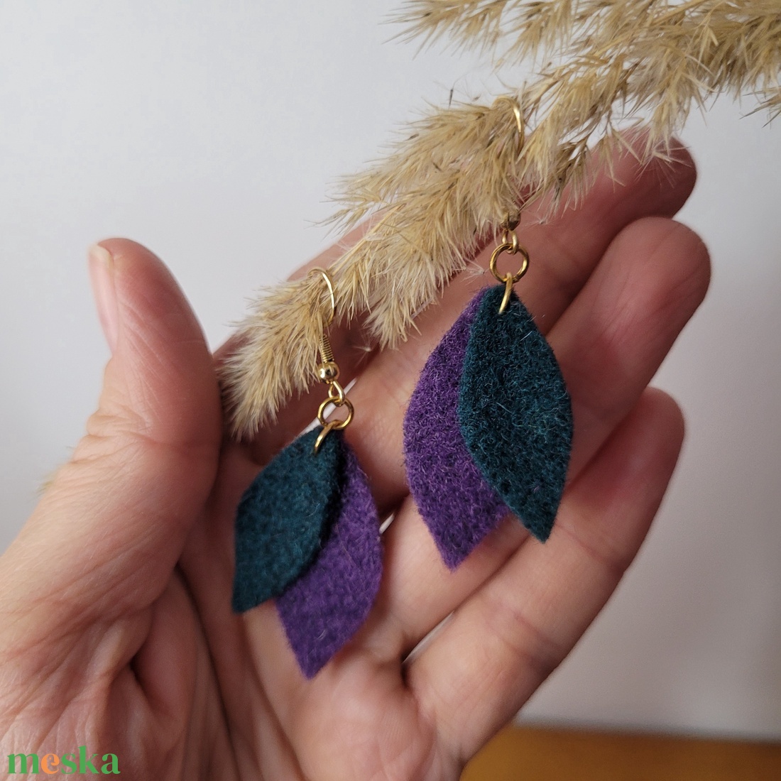 Hajnallevelek aromafülbevaló - lila, petrolzöld - ékszer - fülbevaló - lógó fülbevaló - Meska.hu