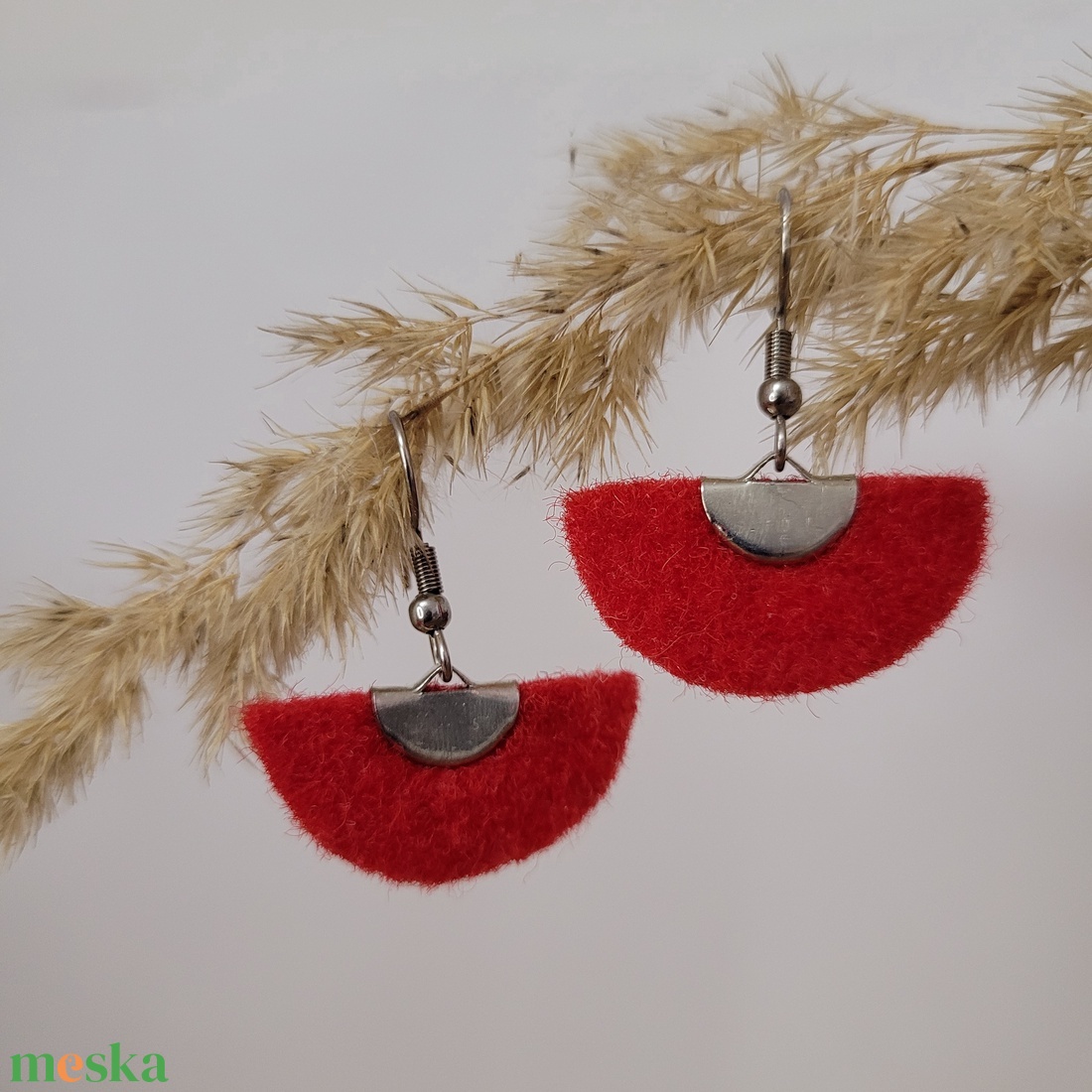 Holdszirmok aromafülbevaló, piros - ékszer - fülbevaló - lógó fülbevaló - Meska.hu