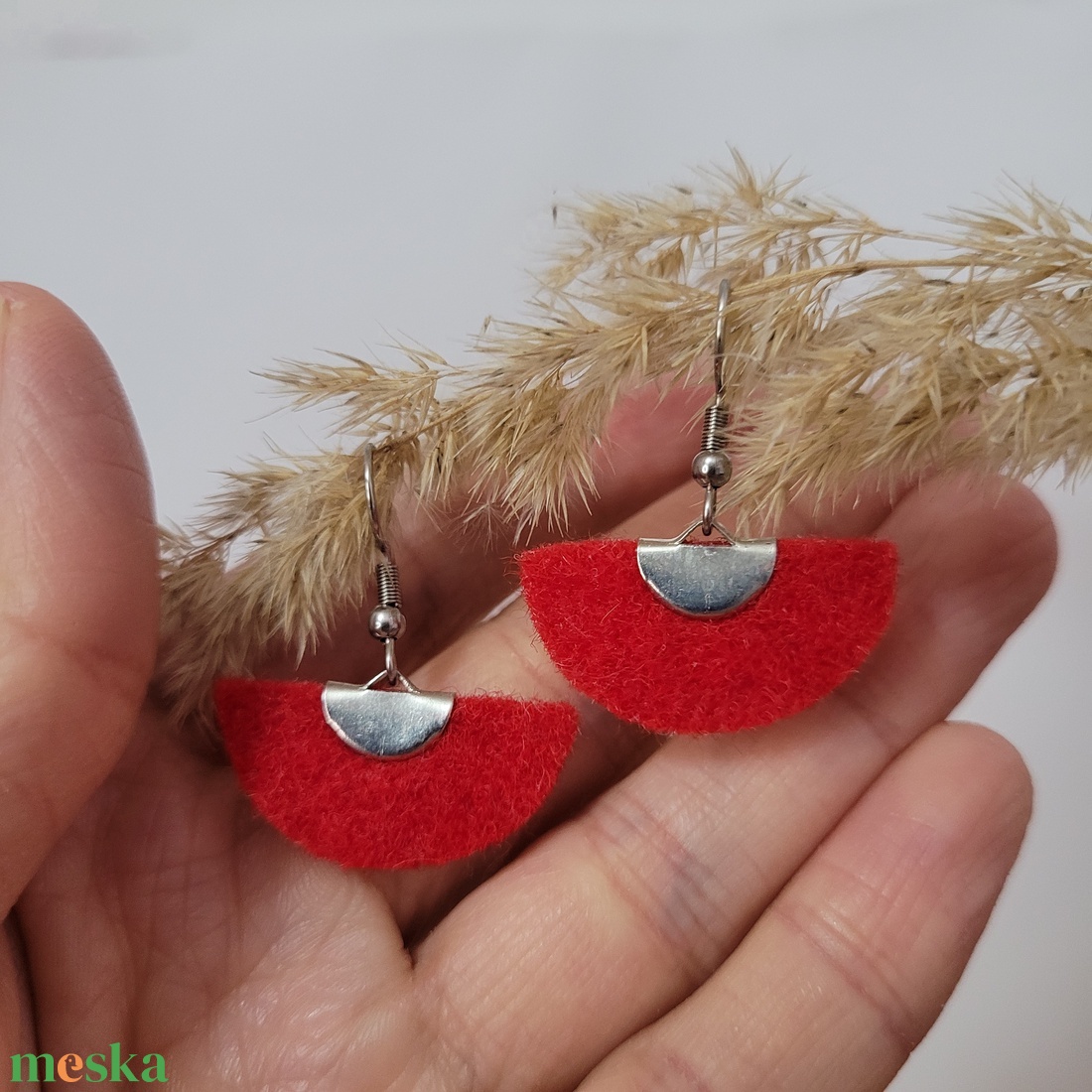 Holdszirmok aromafülbevaló, piros - ékszer - fülbevaló - lógó fülbevaló - Meska.hu