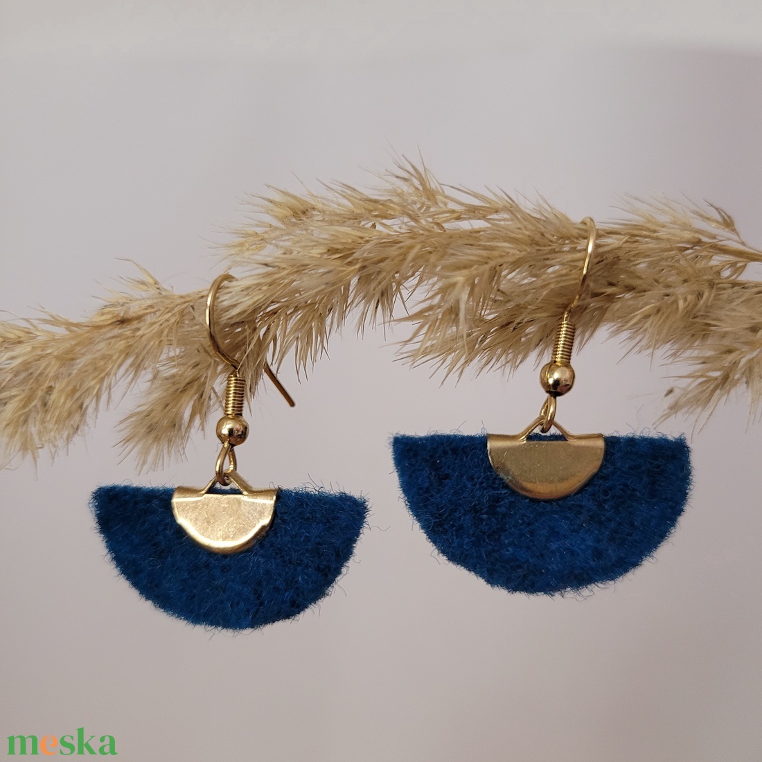 Holdszirmok aromafülbevaló - petrolkék - ékszer - fülbevaló - lógó fülbevaló - Meska.hu