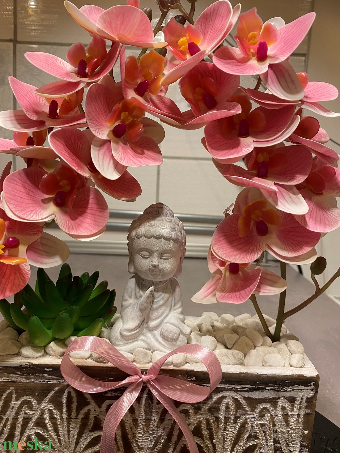 Buddha az orchidea virágok között virágbox, asztaldísz, anyák napja - otthon & életmód - dekoráció - asztal és polc dekoráció - asztaldísz - Meska.hu Buddha az orchidea virágok között virágbox, asztaldísz, anyák napja - otthon & életmód - dekoráció - asztal és polc dekoráció - asztaldísz - Meska.hu