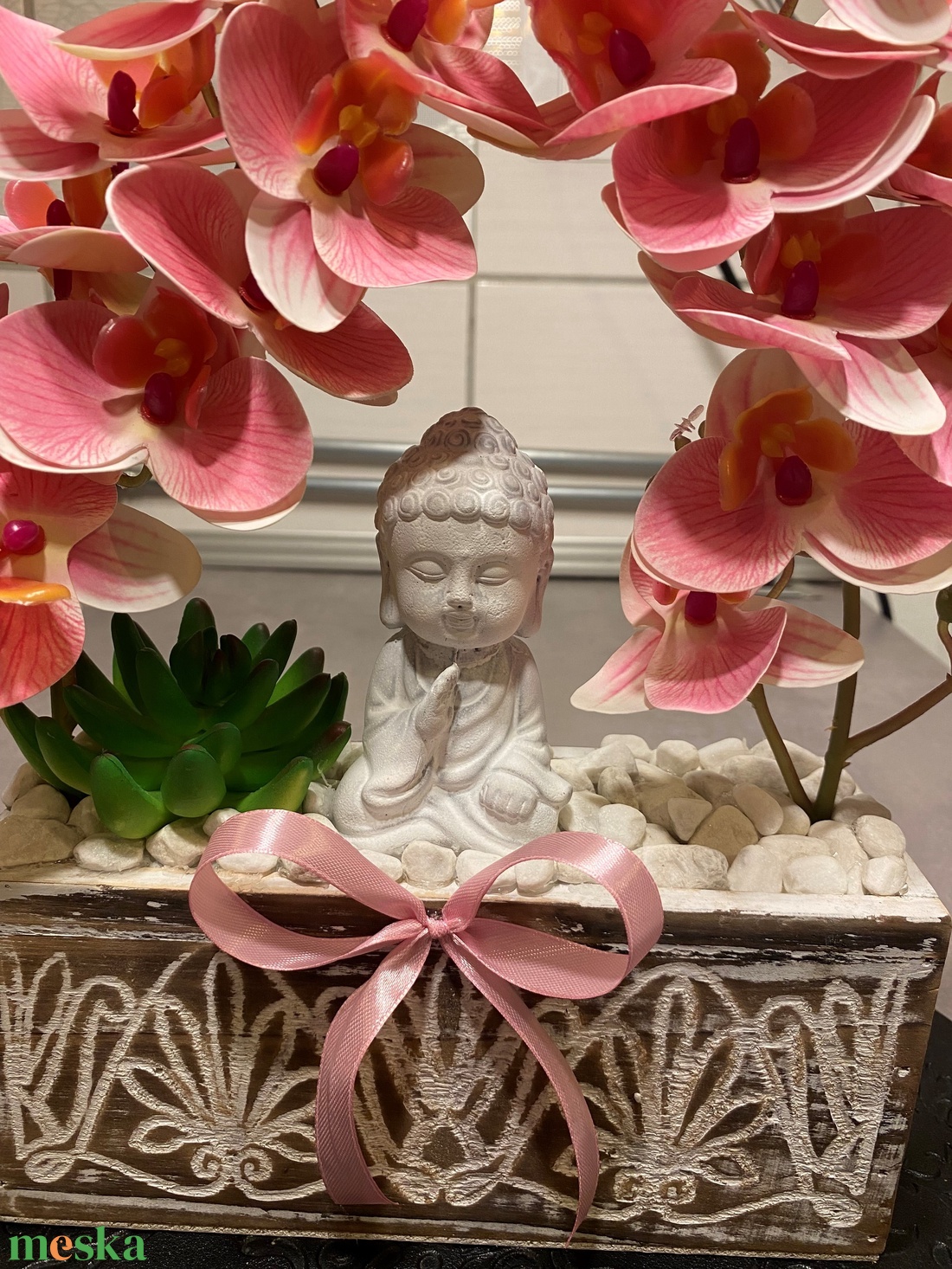 Buddha az orchidea virágok között virágbox, asztaldísz, anyák napja - otthon & életmód - dekoráció - asztal és polc dekoráció - asztaldísz - Meska.hu Buddha az orchidea virágok között virágbox, asztaldísz, anyák napja - otthon & életmód - dekoráció - asztal és polc dekoráció - asztaldísz - Meska.hu