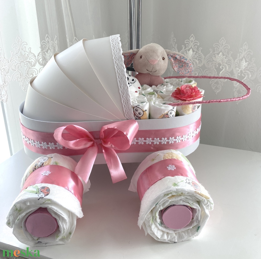 Nyuszi  babakocsi pelenkatorta, 2-5 kg pelenkatorony, babaváró csomag - játék & sport - Meska.hu