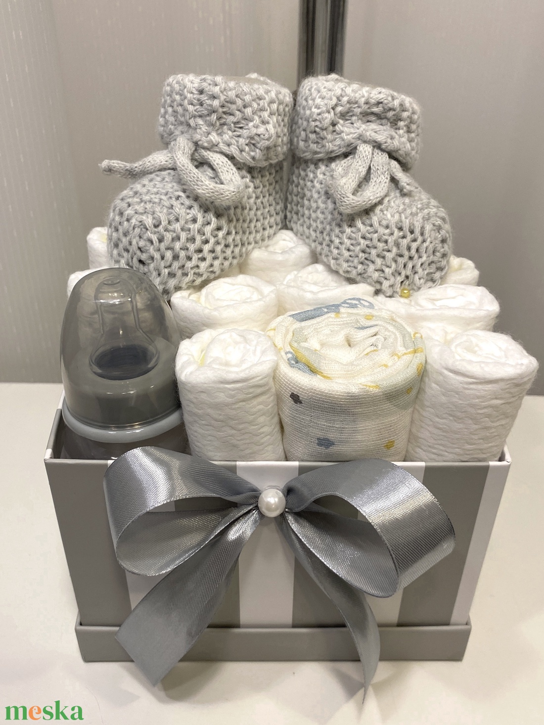 Baba box,  pelenkatorta 2-5 kg, pelenka doboz, babaváró csomag - játék & sport - Meska.hu