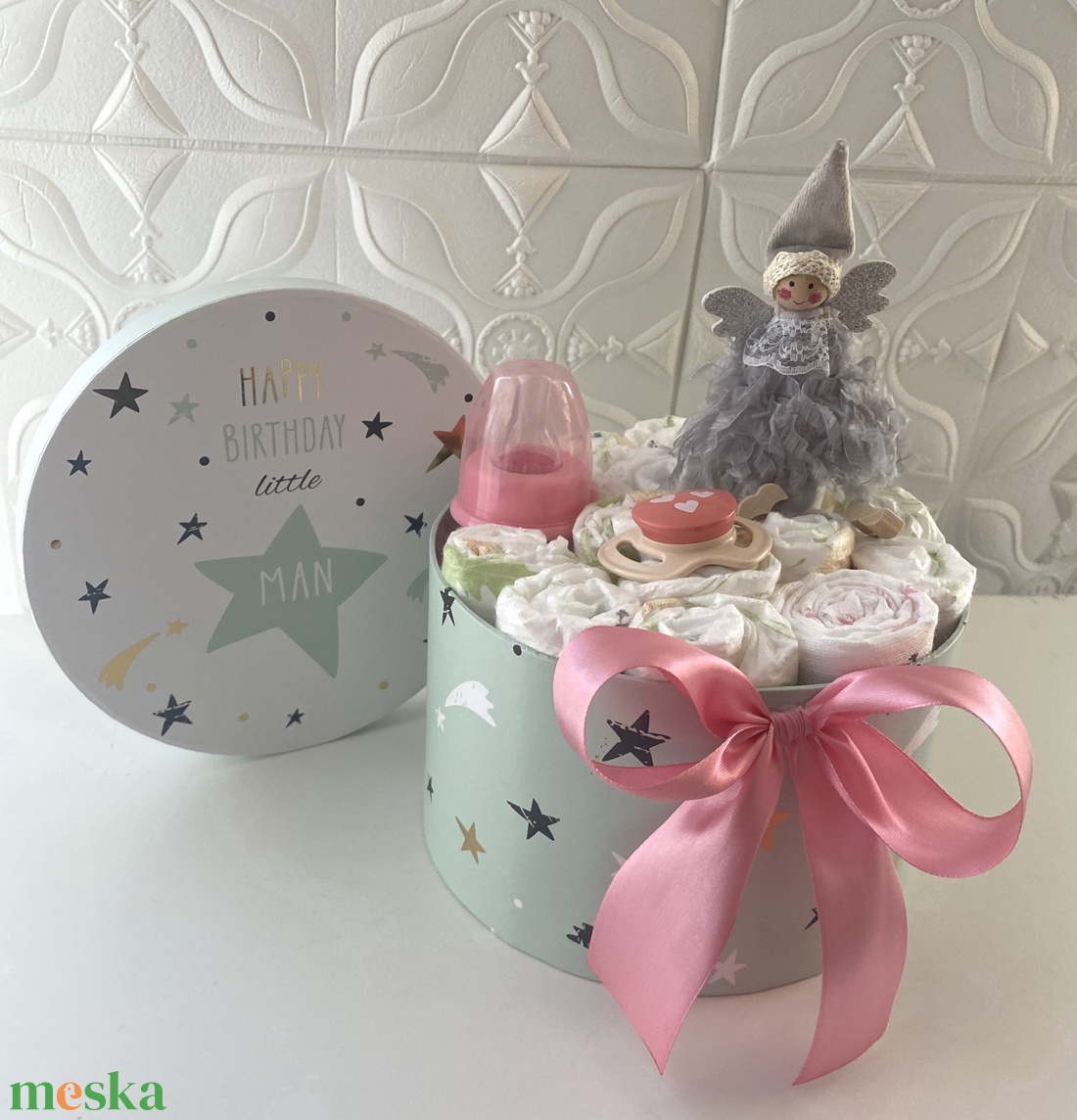 Újszülött pelenkatorta, 2-5 kg pelenkatorony, babaváró csomag - játék & sport - babalátogató ajándékcsomag - Meska.hu