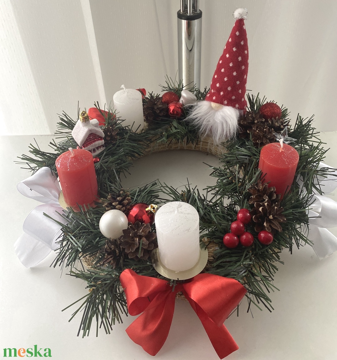 Karácsonyi manó klasszikus koszorú, asztaldísz - karácsony - adventi díszek - adventi koszorú - Meska.hu Karácsonyi manó klasszikus koszorú, asztaldísz - karácsony - adventi díszek - adventi koszorú - Meska.hu