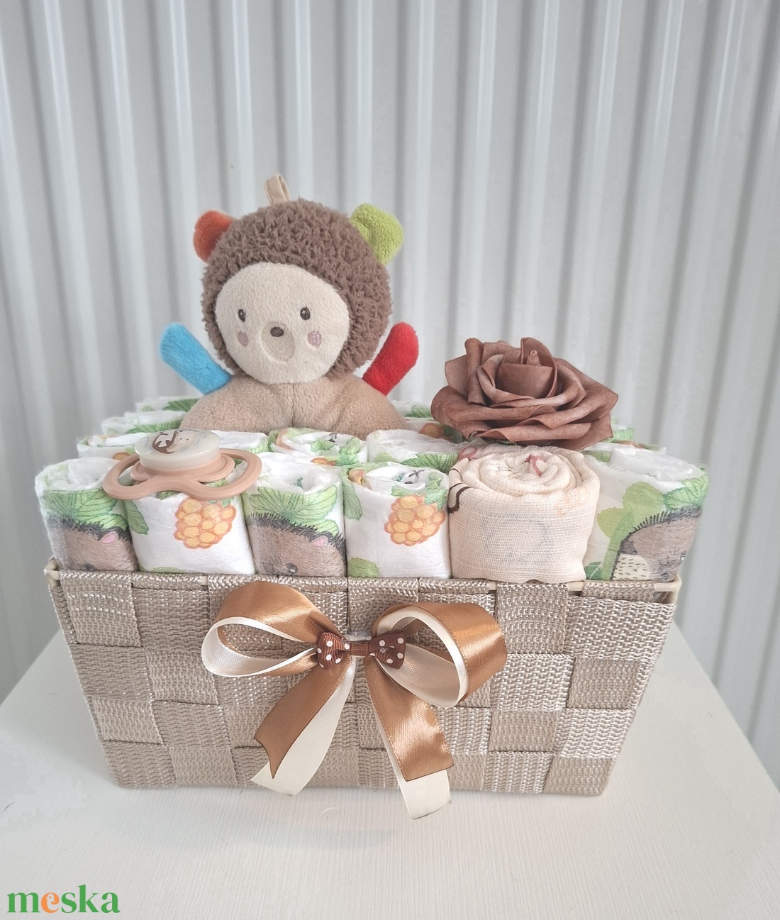 Maja méhecske baba box, pelenkatorta 3-6 kg pelenkatorony, babaváró csomag - játék & sport - babalátogató ajándékcsomag - Meska.hu Maja méhecske baba box, pelenkatorta 3-6 kg pelenkatorony, babaváró csomag - játék & sport - babalátogató ajándékcsomag - Meska.hu