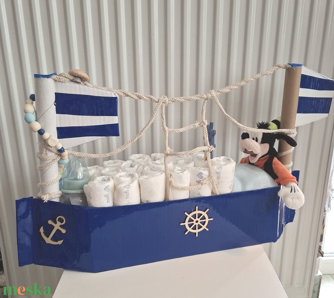 Hajós Gofi kutya matróz XL pelenkatorta, 2-5 kg pelenkatorony, babaváró csomag - játék & sport - babalátogató ajándékcsomag - Meska.hu Hajós Gofi kutya matróz XL pelenkatorta, 2-5 kg pelenkatorony, babaváró csomag - játék & sport - babalátogató ajándékcsomag - Meska.hu