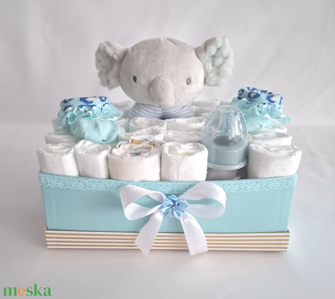 Dumbo baba box, pelenkatorta 4-8kg pelenkatorony, babaváró csomag - játék & sport - babalátogató ajándékcsomag - Meska.hu Dumbo baba box, pelenkatorta 4-8kg pelenkatorony, babaváró csomag - játék & sport - babalátogató ajándékcsomag - Meska.hu
