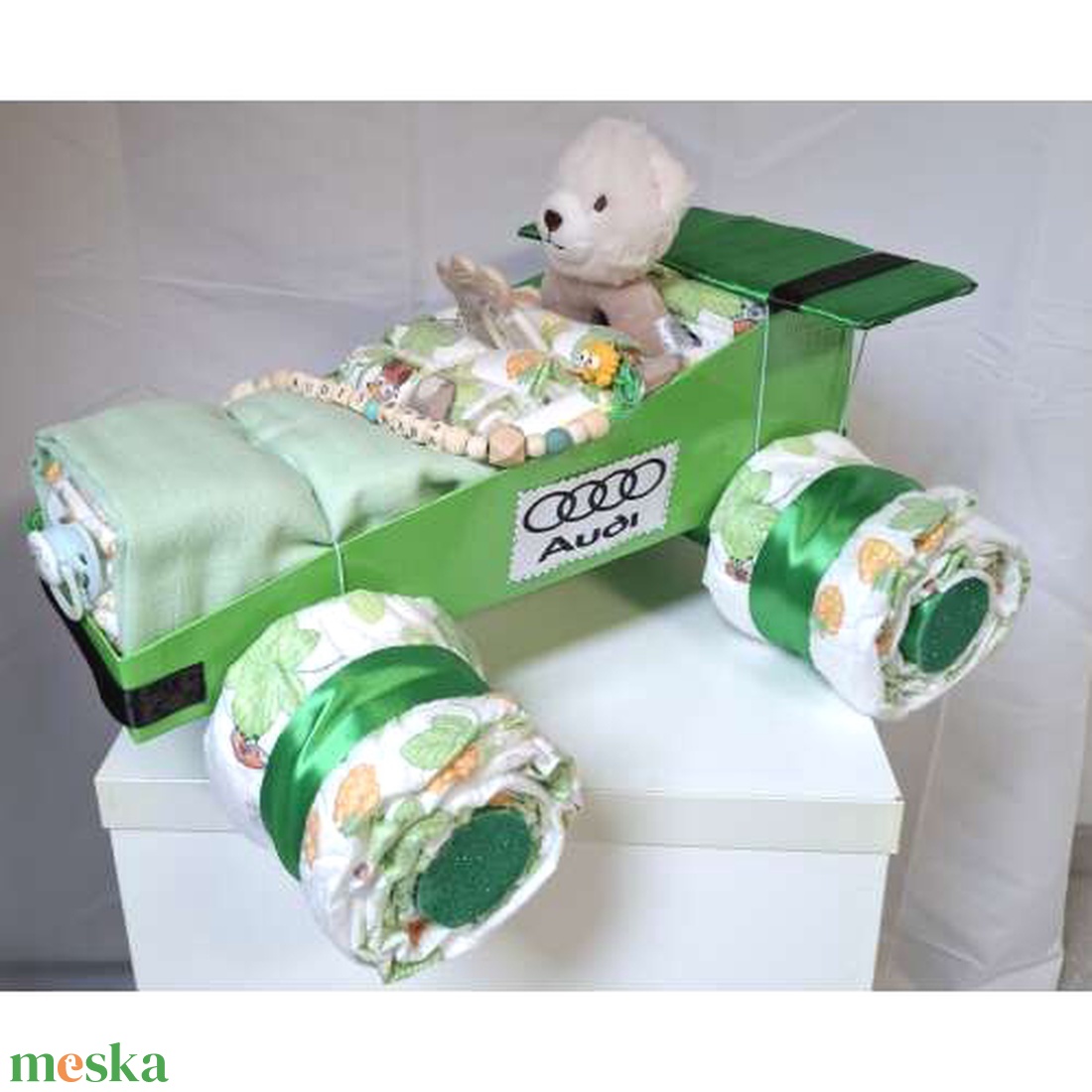 Audi autó pelenkatorta, 3-6kg pelenkatorony, babaváró csomag - játék & sport - babalátogató ajándékcsomag - Meska.hu Audi autó pelenkatorta, 3-6kg pelenkatorony, babaváró csomag - játék & sport - babalátogató ajándékcsomag - Meska.hu
