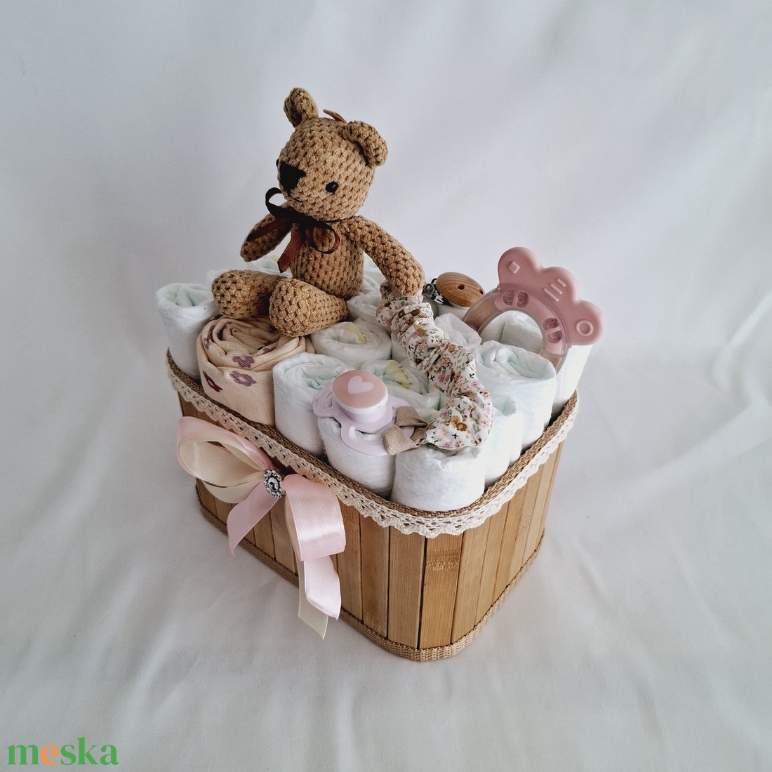 Mackó cumilánccal pelenkatorony, pelenkatorta babaváró csomag 2-5kg - játék & sport - Meska.hu