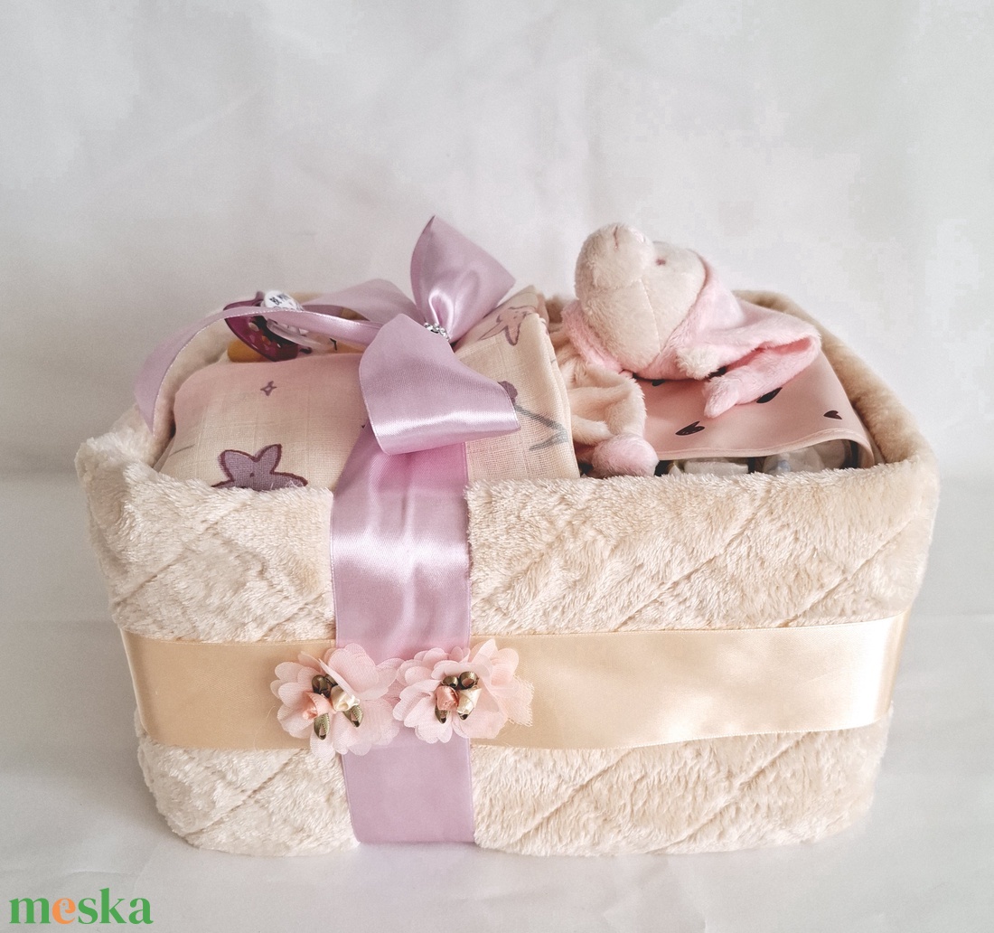 Édes álom pelenkatorta 4-8 kg, babaváró csomag - baba - mama - babalátogató ajándékcsomag - Meska.hu
