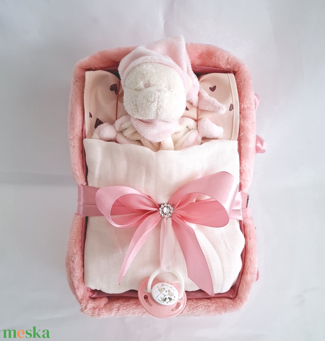 Édes álom pelenkatorta 3-6 kg, babaváró csomag, kelengye - játék & sport - babalátogató ajándékcsomag - Meska.hu Édes álom pelenkatorta 3-6 kg, babaváró csomag, kelengye - játék & sport - babalátogató ajándékcsomag - Meska.hu