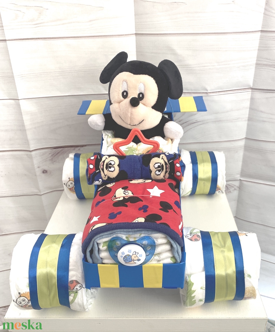 Mustang Mickey autó pelenkato,2-5 kg pelenkatorony, babaváró csomag - játék & sport - babalátogató ajándékcsomag - Meska.hu Mustang Mickey autó pelenkato,2-5 kg pelenkatorony, babaváró csomag - játék & sport - babalátogató ajándékcsomag - Meska.hu