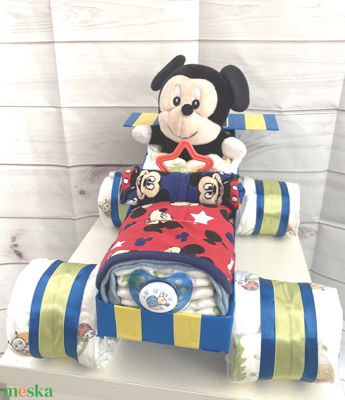 Mustang Mickey autó pelenkato,2-5 kg pelenkatorony, babaváró csomag - játék & sport - babalátogató ajándékcsomag - Meska.hu Mustang Mickey autó pelenkato,2-5 kg pelenkatorony, babaváró csomag - játék & sport - babalátogató ajándékcsomag - Meska.hu