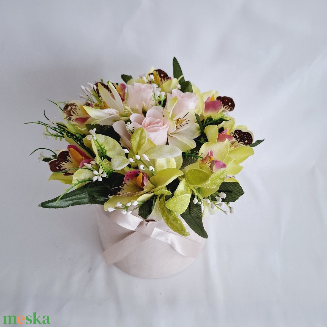 Orchidea rózsa virágbox, virágcsokor asztaldísz, virágdoboz , virágbox - otthon & életmód - dekoráció - virágdísz és tartó - virágbox, virágdoboz - Meska.hu Orchidea rózsa virágbox, virágcsokor asztaldísz, virágdoboz , virágbox - otthon & életmód - dekoráció - virágdísz és tartó - virágbox, virágdoboz - Meska.hu