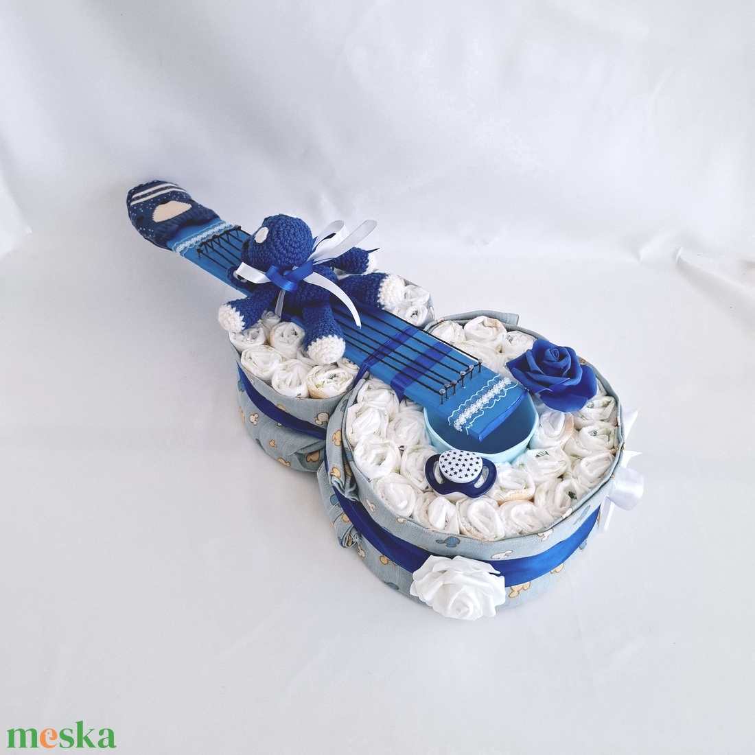 Gitár pelenkatorta, 3-6 kg pelenkatorony, babaváró csomag - játék & sport - babalátogató ajándékcsomag - Meska.hu Gitár pelenkatorta, 3-6 kg pelenkatorony, babaváró csomag - játék & sport - babalátogató ajándékcsomag - Meska.hu