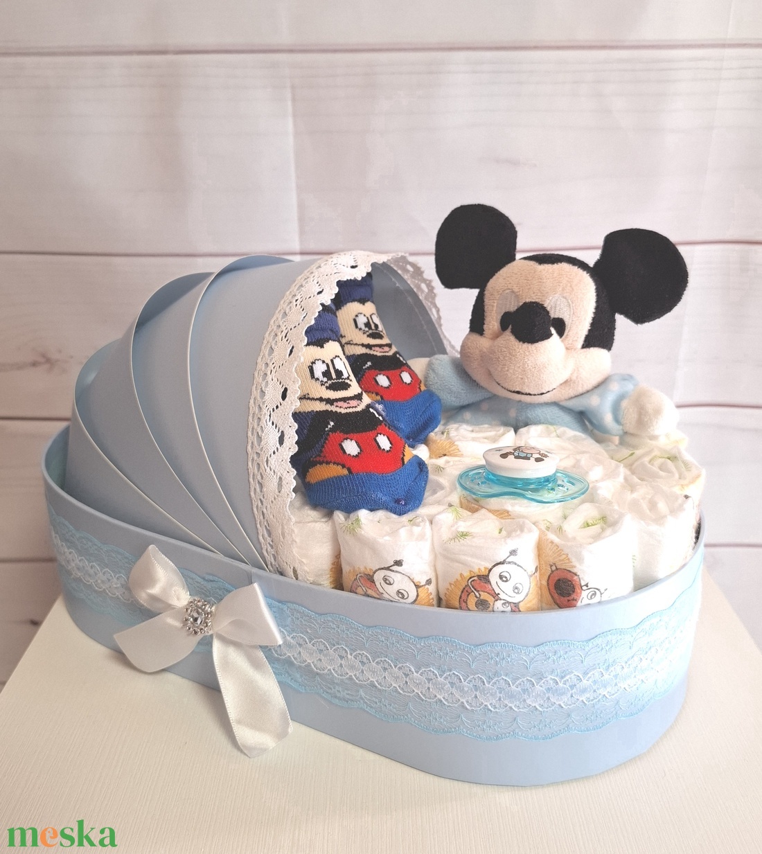 Mickey bölcső pelenkatprta 2-5kg, pelenkatorony, babaváró csomag - játék & sport - babalátogató ajándékcsomag - Meska.hu Mickey bölcső pelenkatprta 2-5kg, pelenkatorony, babaváró csomag - játék & sport - babalátogató ajándékcsomag - Meska.hu