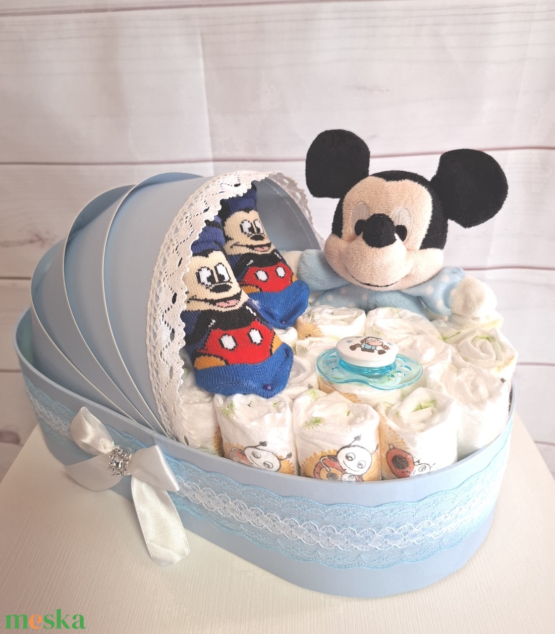 Mickey bölcső pelenkatprta 2-5kg, pelenkatorony, babaváró csomag - játék & sport - babalátogató ajándékcsomag - Meska.hu Mickey bölcső pelenkatprta 2-5kg, pelenkatorony, babaváró csomag - játék & sport - babalátogató ajándékcsomag - Meska.hu
