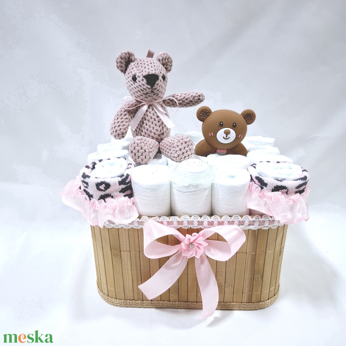 Iciri piciri kis mackók pelenkatorony, pelenkatorta, babaváró csomag, kelengye 4-8kg - játék & sport - babalátogató ajándékcsomag - Meska.hu Iciri piciri kis mackók pelenkatorony, pelenkatorta, babaváró csomag, kelengye 4-8kg - játék & sport - babalátogató ajándékcsomag - Meska.hu