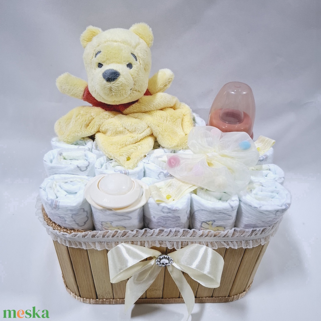 Micimackó pelenkatorony, pelenkatorta, babaváró csomag, kelengye 2-5kg - játék & sport - babalátogató ajándékcsomag - Meska.hu Micimackó pelenkatorony, pelenkatorta, babaváró csomag, kelengye 2-5kg - játék & sport - babalátogató ajándékcsomag - Meska.hu
