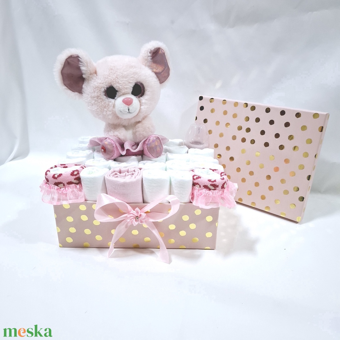 Cica pelenkatorta , 2-5 kg pelenkatorony, babaváró csomag, kelengye - játék & sport - babalátogató ajándékcsomag - Meska.hu Cica pelenkatorta , 2-5 kg pelenkatorony, babaváró csomag, kelengye - játék & sport - babalátogató ajándékcsomag - Meska.hu