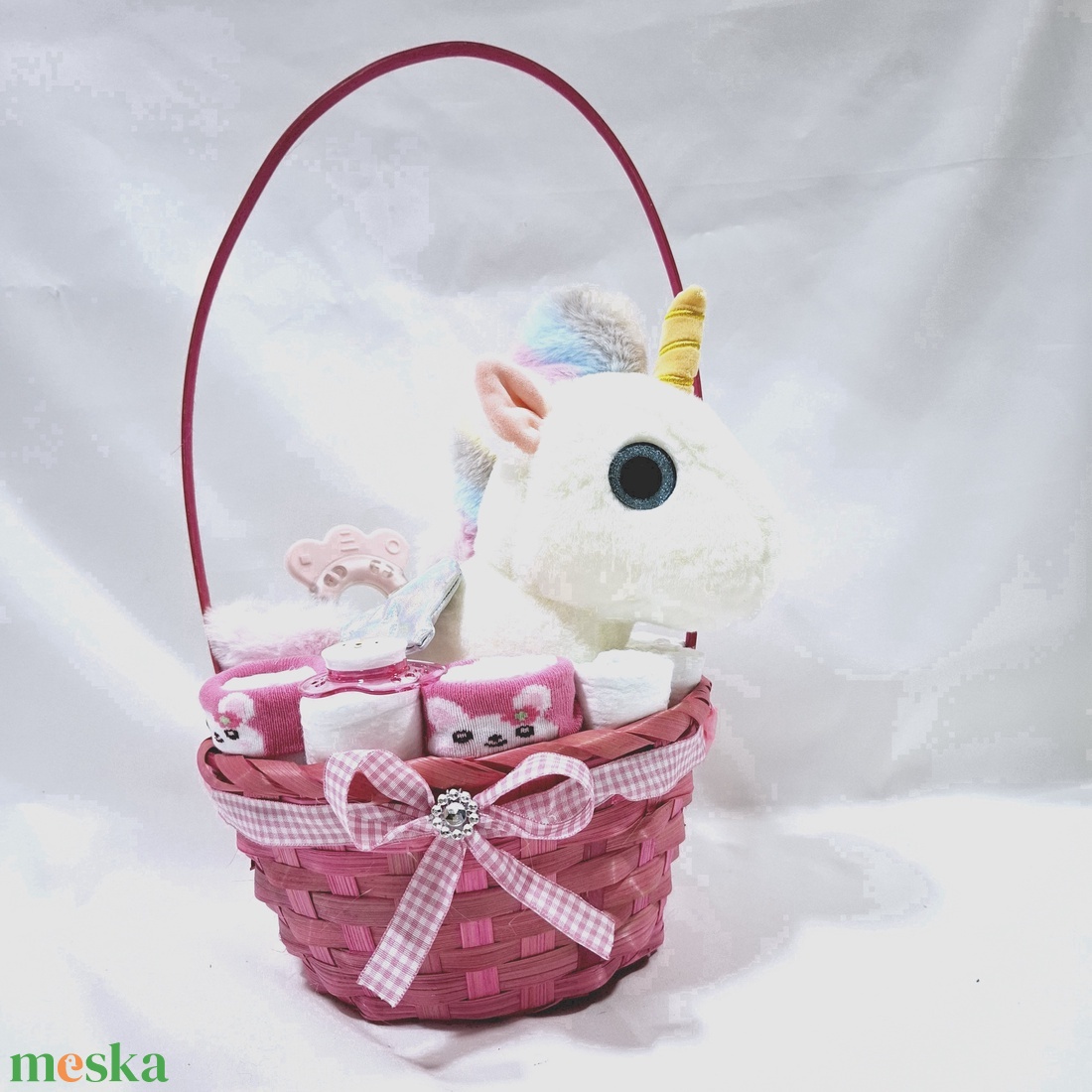 Egyszarvú pelenkatorta , 4-8 kg pelenkatorony, babaváró csomag, kelengye - játék & sport - babalátogató ajándékcsomag - Meska.hu Egyszarvú pelenkatorta , 4-8 kg pelenkatorony, babaváró csomag, kelengye - játék & sport - babalátogató ajándékcsomag - Meska.hu