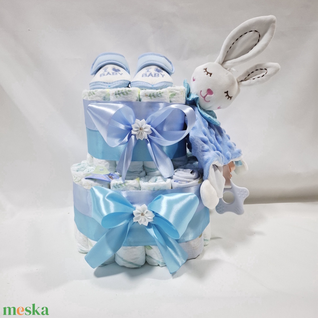 Kis nyuszi box 3 in 1 , pelenkatorta 6-10 kg pelenkatorony, babaváró csomag, kelengye - játék & sport - babalátogató ajándékcsomag - Meska.hu Kis nyuszi box 3 in 1 , pelenkatorta 6-10 kg pelenkatorony, babaváró csomag, kelengye - játék & sport - babalátogató ajándékcsomag - Meska.hu