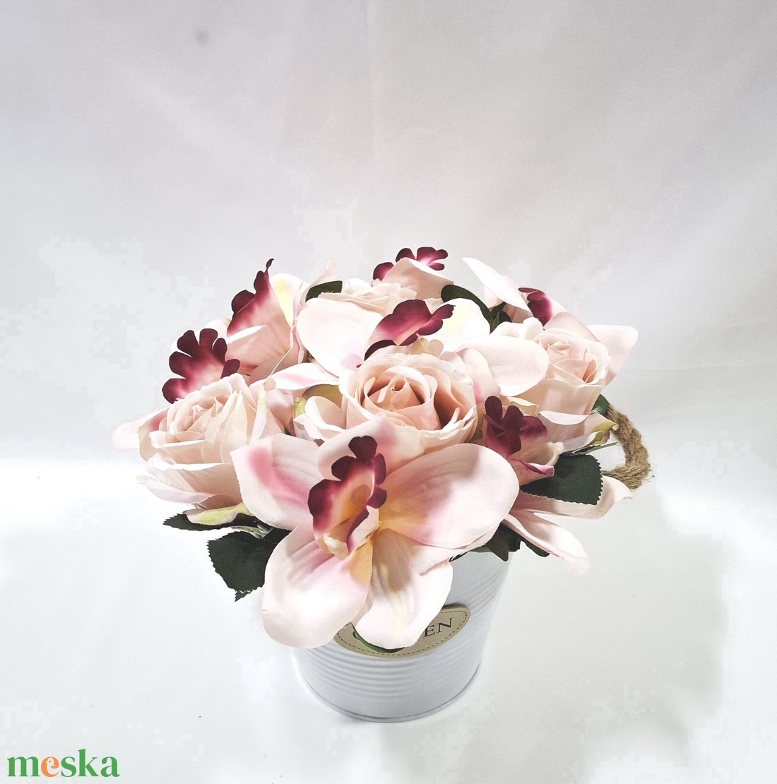 Orchidea- rózsa virágcsokor, doboz, asztaldísz, ajándék - otthon & életmód - dekoráció - virágdísz és tartó - virágbox, virágdoboz - Meska.hu Orchidea- rózsa virágcsokor, doboz, asztaldísz, ajándék - otthon & életmód - dekoráció - virágdísz és tartó - virágbox, virágdoboz - Meska.hu