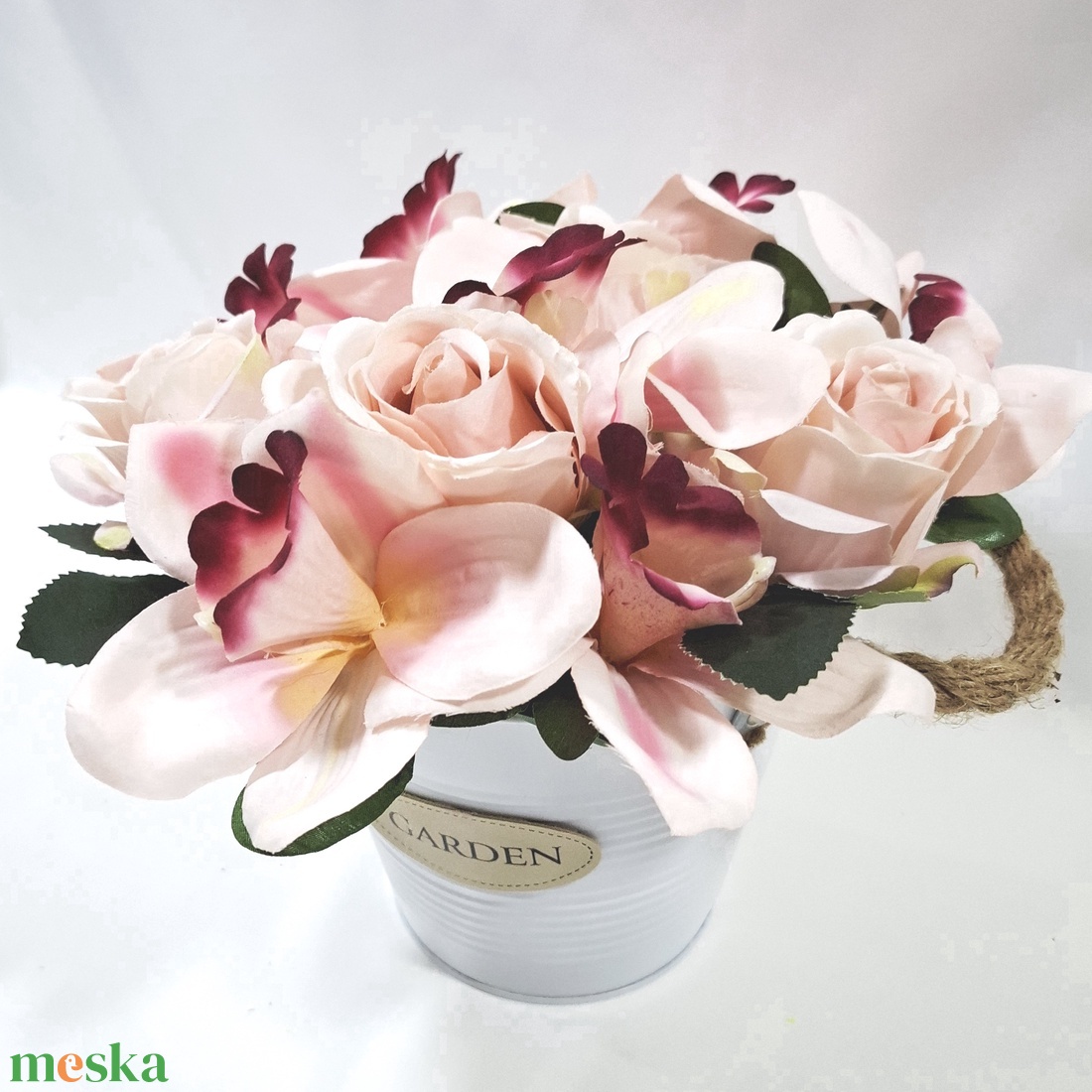 Orchidea- rózsa virágcsokor, doboz, asztaldísz, ajándék - otthon & életmód - dekoráció - virágdísz és tartó - virágbox, virágdoboz - Meska.hu Orchidea- rózsa virágcsokor, doboz, asztaldísz, ajándék - otthon & életmód - dekoráció - virágdísz és tartó - virágbox, virágdoboz - Meska.hu