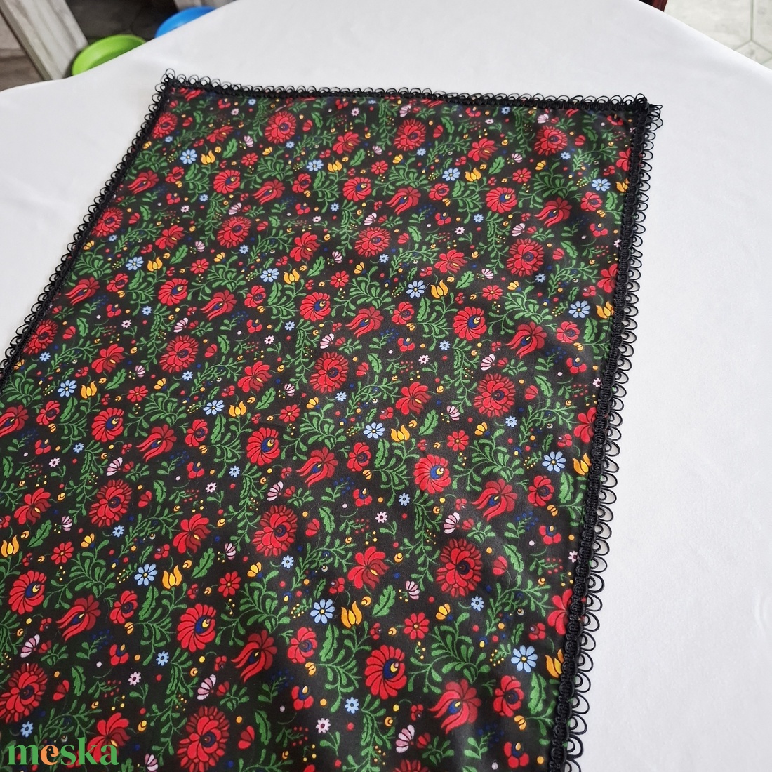 Magyaros tulipános futó asztalterítő, 135x40 cm dekoráció - otthon & életmód - konyhafelszerelés, tálalás - tálalás - terítő - Meska.hu