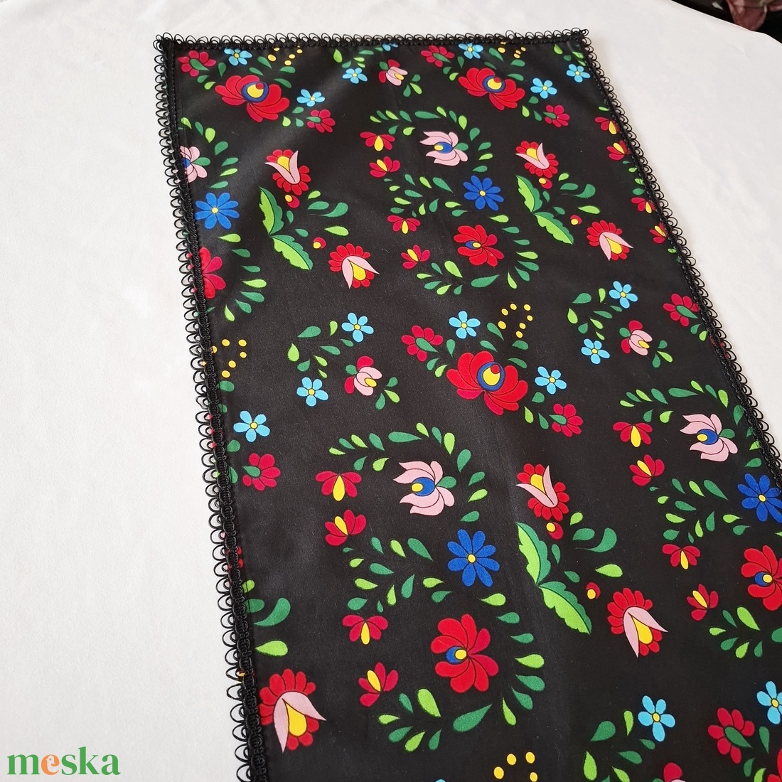 Magyaros tulipános futó asztalterítő, 135x40 cm dekoráció - otthon & életmód - konyhafelszerelés, tálalás - tálalás - terítő - Meska.hu Magyaros tulipános futó asztalterítő, 135x40 cm dekoráció - otthon & életmód - konyhafelszerelés, tálalás - tálalás - terítő - Meska.hu