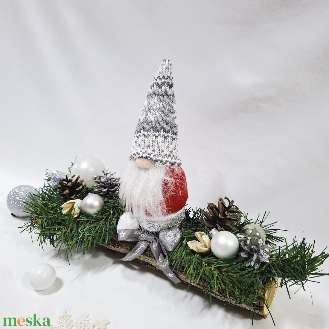 Adventi manó koszorú,  asztaldísz, karácsonyi dekoráció - karácsony - adventi díszek - adventi asztaldísz - Meska.hu Adventi manó koszorú,  asztaldísz, karácsonyi dekoráció - karácsony - adventi díszek - adventi asztaldísz - Meska.hu
