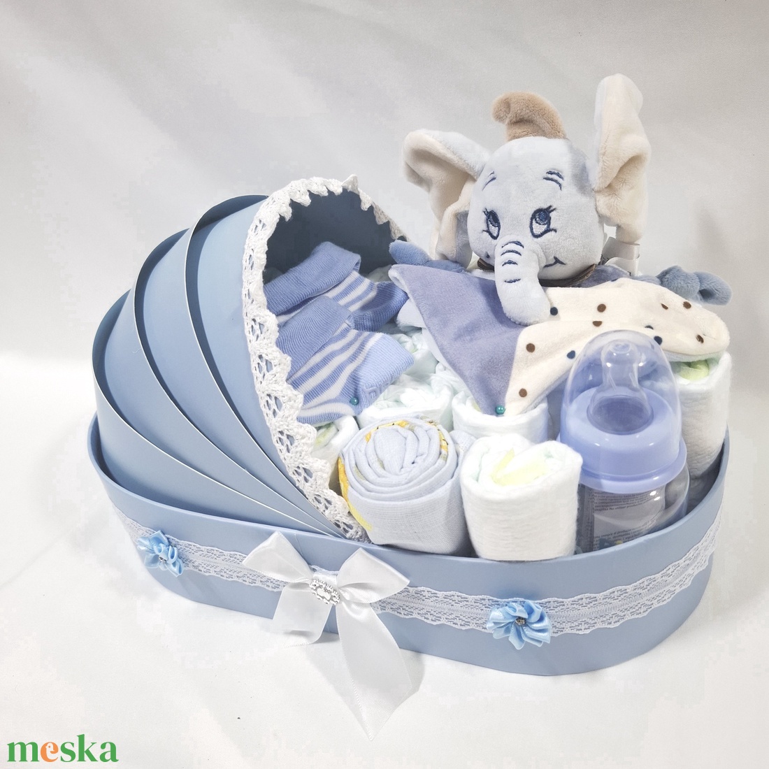 Dumbo elefánt bölcső pelenkatorta 2-5 kg pelenkatorony, babaváró csomag, kelengye - baba - mama - pelenkázó, babafürdető kellékek - pelenkatorta - Meska.hu