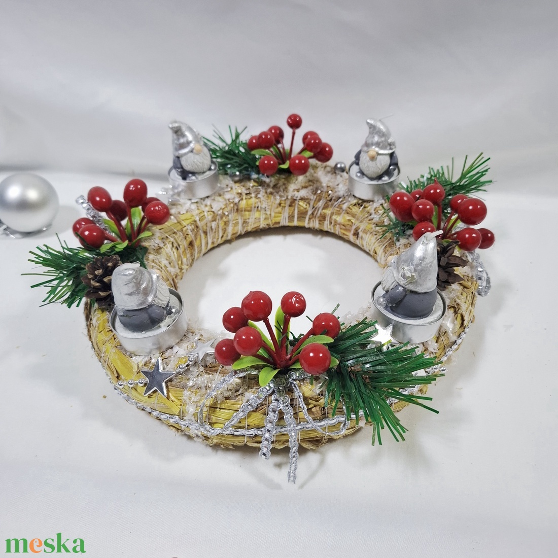 Karácsonyi adventi manó  koszorú, asztaldísz  - karácsony - adventi díszek - adventi koszorú - Meska.hu