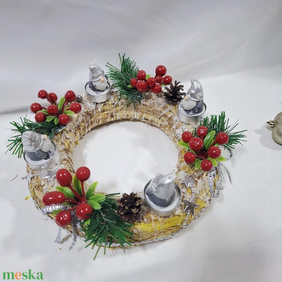 Karácsonyi adventi manó  koszorú, asztaldísz  - karácsony - adventi díszek - adventi koszorú - Meska.hu