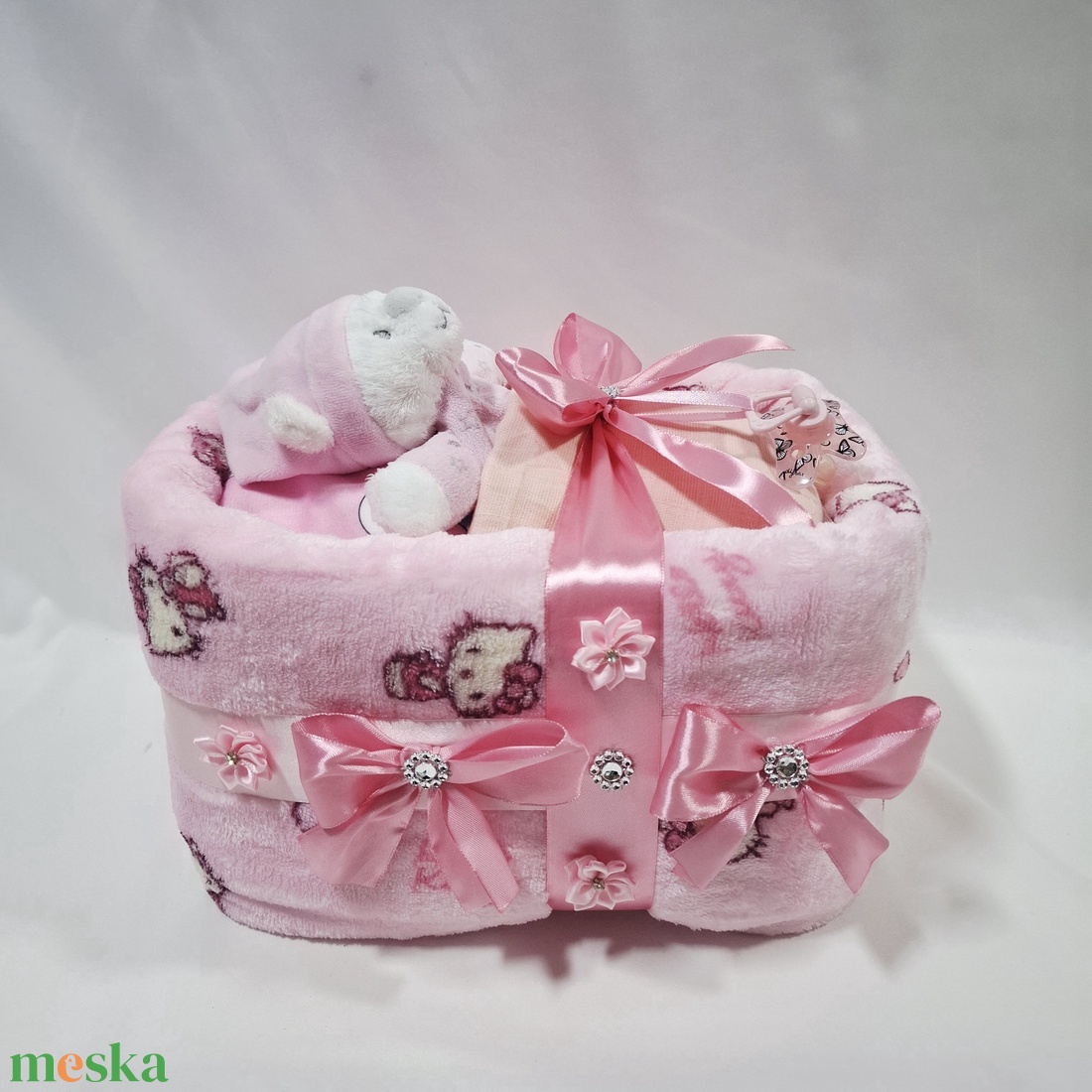 Édes álom pelenkatorta 2-5kg, babaváró csomag, kelengye  - baba - mama - pelenkázó, babafürdető kellékek - pelenkatorta - Meska.hu