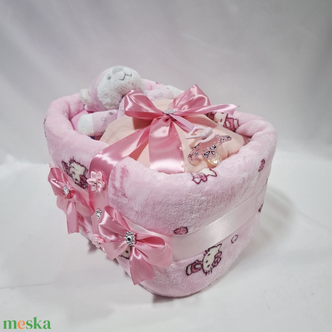 Édes álom pelenkatorta 2-5kg, babaváró csomag, kelengye  - baba - mama - pelenkázó, babafürdető kellékek - pelenkatorta - Meska.hu