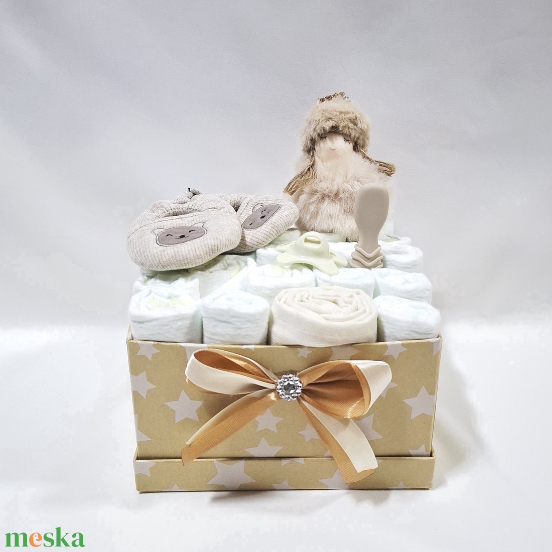  Kis baba box, pelenkatorta 4-8 kg pelenkatorony, babaváró csomag, kelengye - baba - mama - pelenkázó, babafürdető kellékek - pelenkatorta - Meska.hu