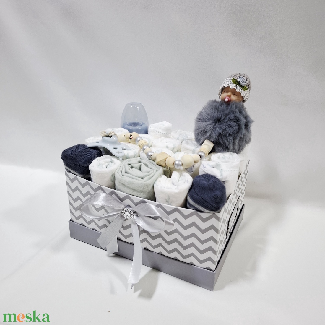  Kis baba box, pelenkatorta 2-5 kg pelenkatorony, babaváró csomag, kelengye - baba - mama - pelenkázó, babafürdető kellékek - pelenkatorta - Meska.hu
