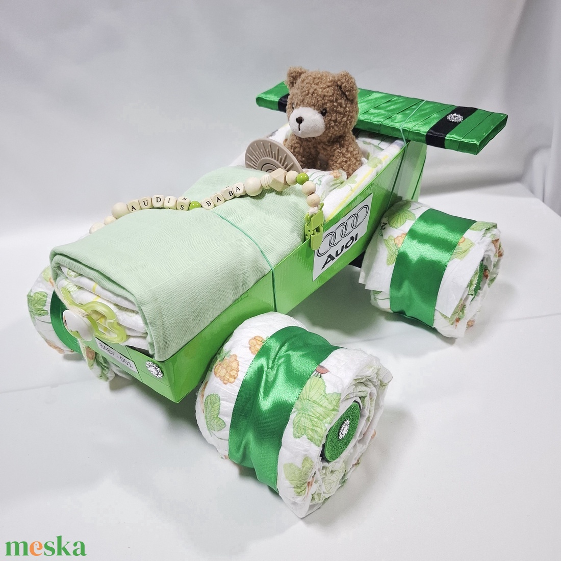 Audi autó pelenkatorta, 3-6kg pelenkatorony, babaváró csomag - baba - mama - pelenkázó, babafürdető kellékek - pelenkatorta - Meska.hu