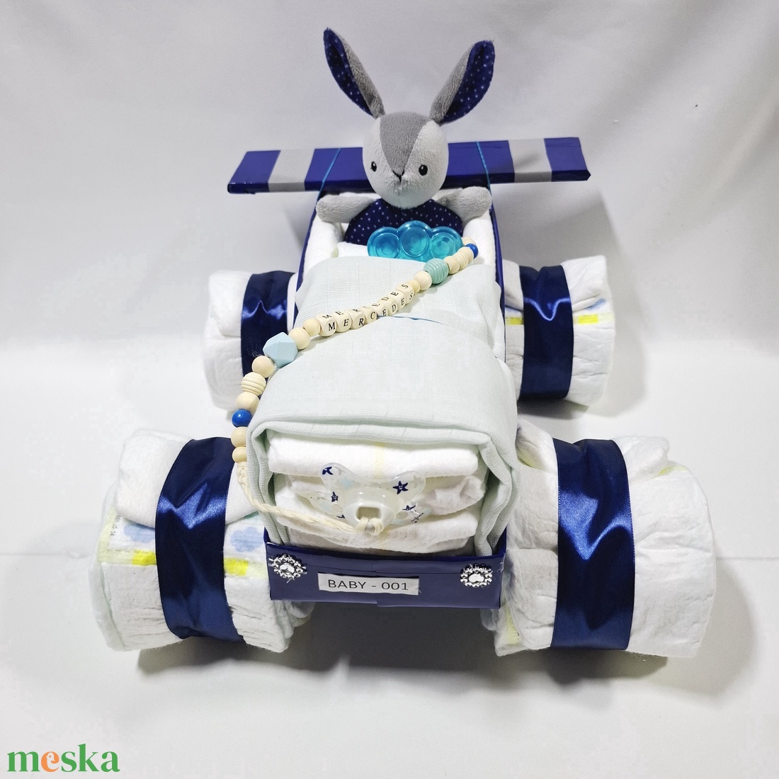 Mercedes autó pelenkatorta, 2-5 kg kelengye, babalátogató csomag - baba - mama - pelenkázó, babafürdető kellékek - pelenkatorta - Meska.hu