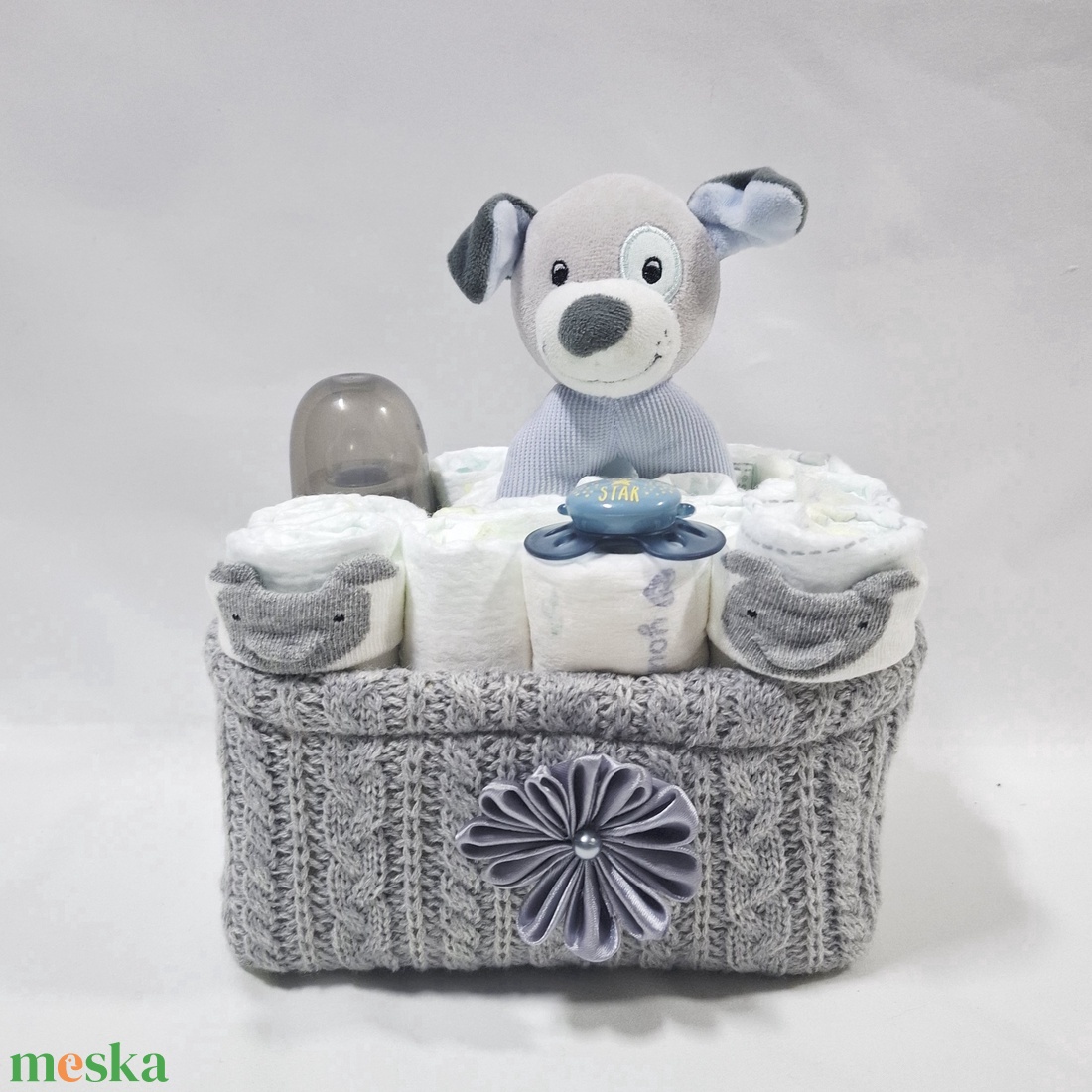 Kutyus baba box, pelenkatorta  2-5 kg pelenka doboz, babaváró csomag - baba - mama - pelenkázó, babafürdető kellékek - pelenkatorta - Meska.hu