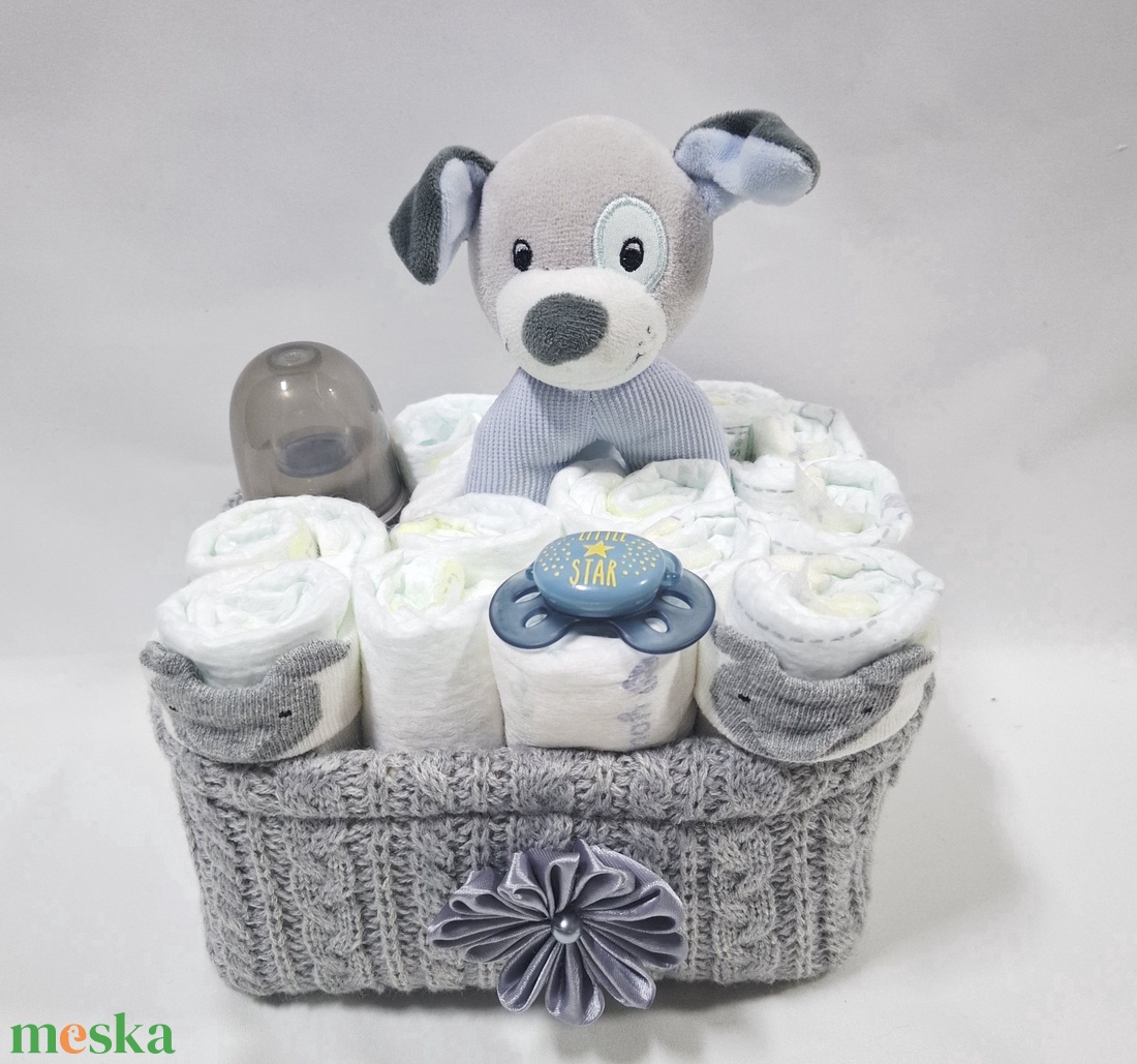 Kutyus baba box, pelenkatorta  2-5 kg pelenka doboz, babaváró csomag - baba - mama - pelenkázó, babafürdető kellékek - pelenkatorta - Meska.hu