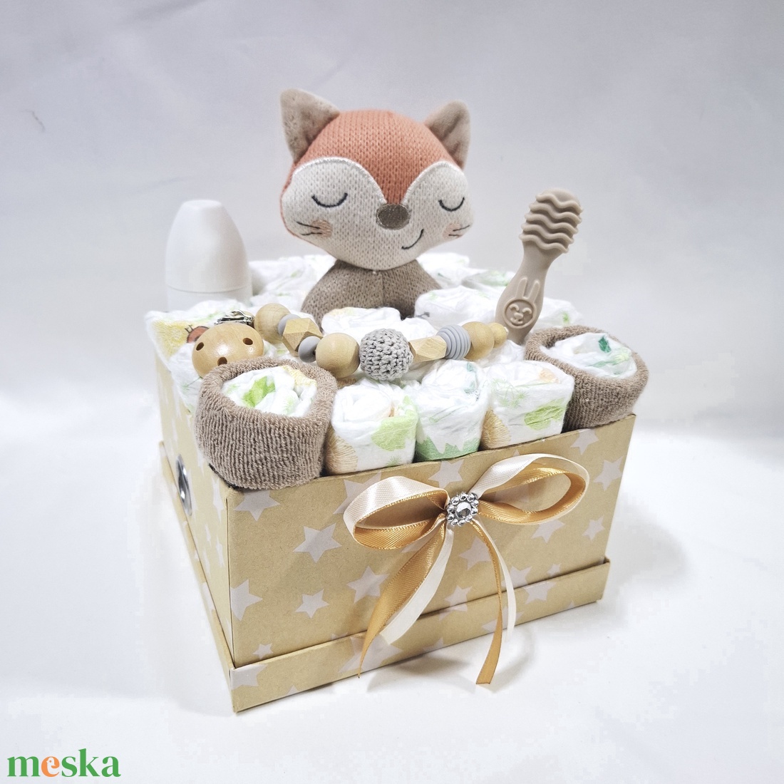 Kis róka baba box, pelenkatorta 2-5 kg pelenkatorony, babaváró csomag, baba kelengye - baba - mama - pelenkázó, babafürdető kellékek - pelenkatorta - Meska.hu