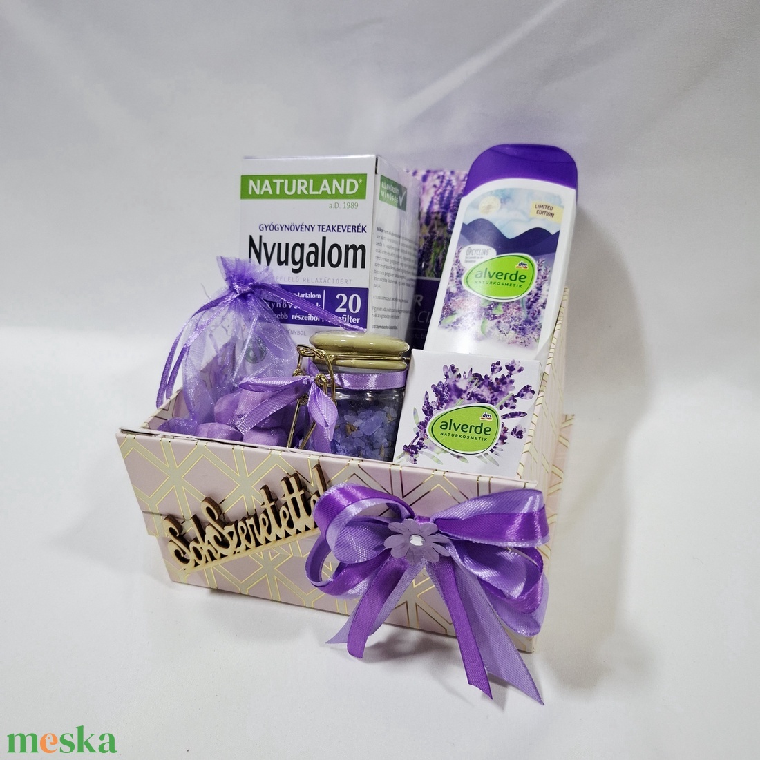 Vitamin gazdag Levendula kényeztető csomag, SPA doboz, kozmetikai csomag  - szépségápolás - kozmetikai ajándékcsomag - Meska.hu