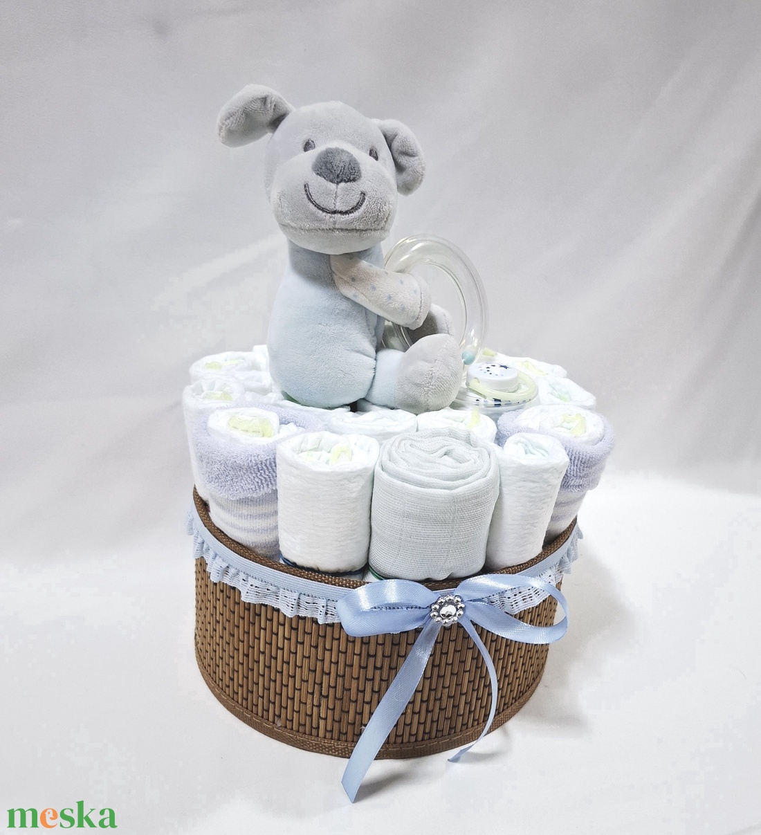 Kutyus baba box, pelenkatorta 2-5 kg pelenkatorony, babaváró csomag, kelengye - baba - mama - pelenkázó, babafürdető kellékek - pelenkatorta - Meska.hu