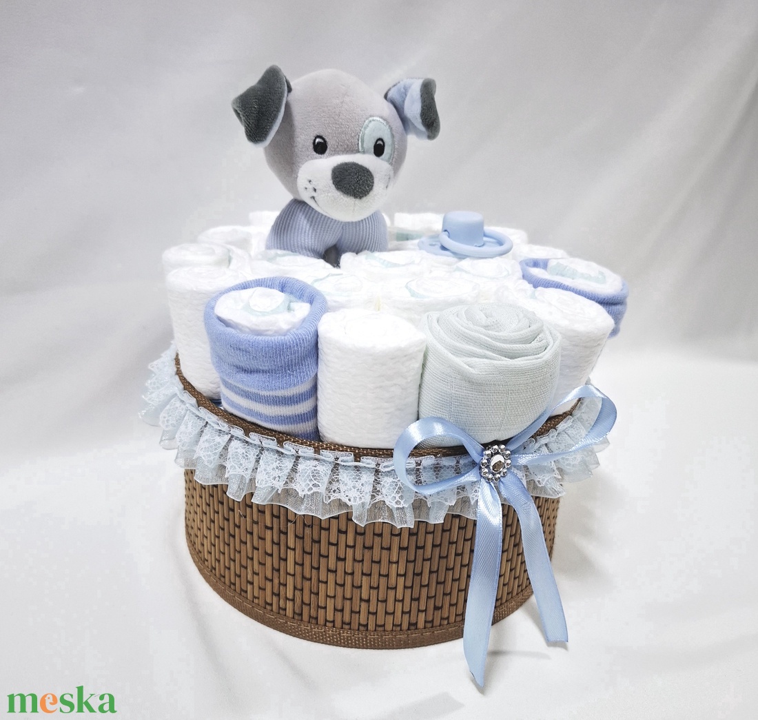 Kutyus baba box, pelenkatorta 4-8 kg pelenkatorony, babaváró csomag, kelengye - baba - mama - pelenkázó, babafürdető kellékek - pelenkatorta - Meska.hu