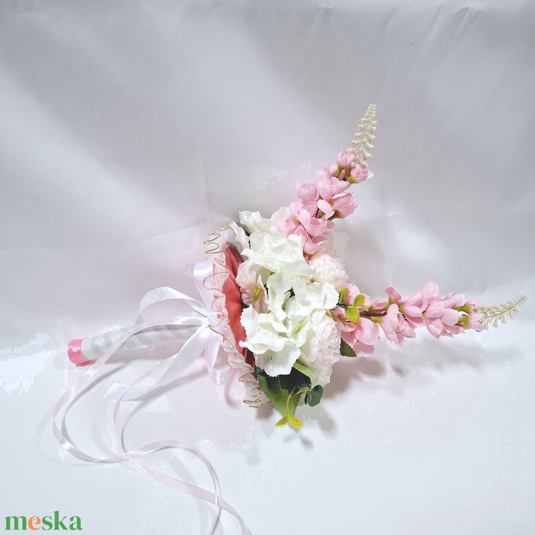 Ünnep hortenziával és violával, örökcsokor, virág csokor, kézicsokor, ajándék (édességgel) - otthon & életmód - virágdekoráció - virágok - virágcsokor - Meska.hu