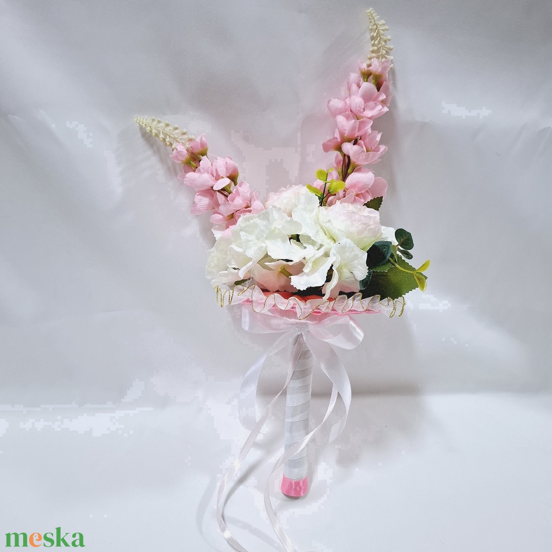 Ünnep hortenziával és violával, örökcsokor, virág csokor, kézicsokor, ajándék (édességgel) - otthon & életmód - virágdekoráció - virágok - virágcsokor - Meska.hu